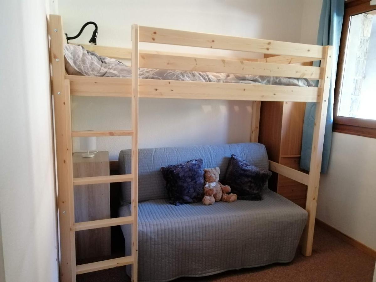 Appartement 2 Chambres Au Calme เลส์ อองเจลส์ ภายนอก รูปภาพ